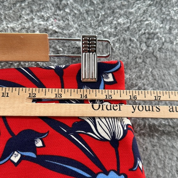 J Crew Floral Pencil Skirt Size 6 - Picture 4 of 11